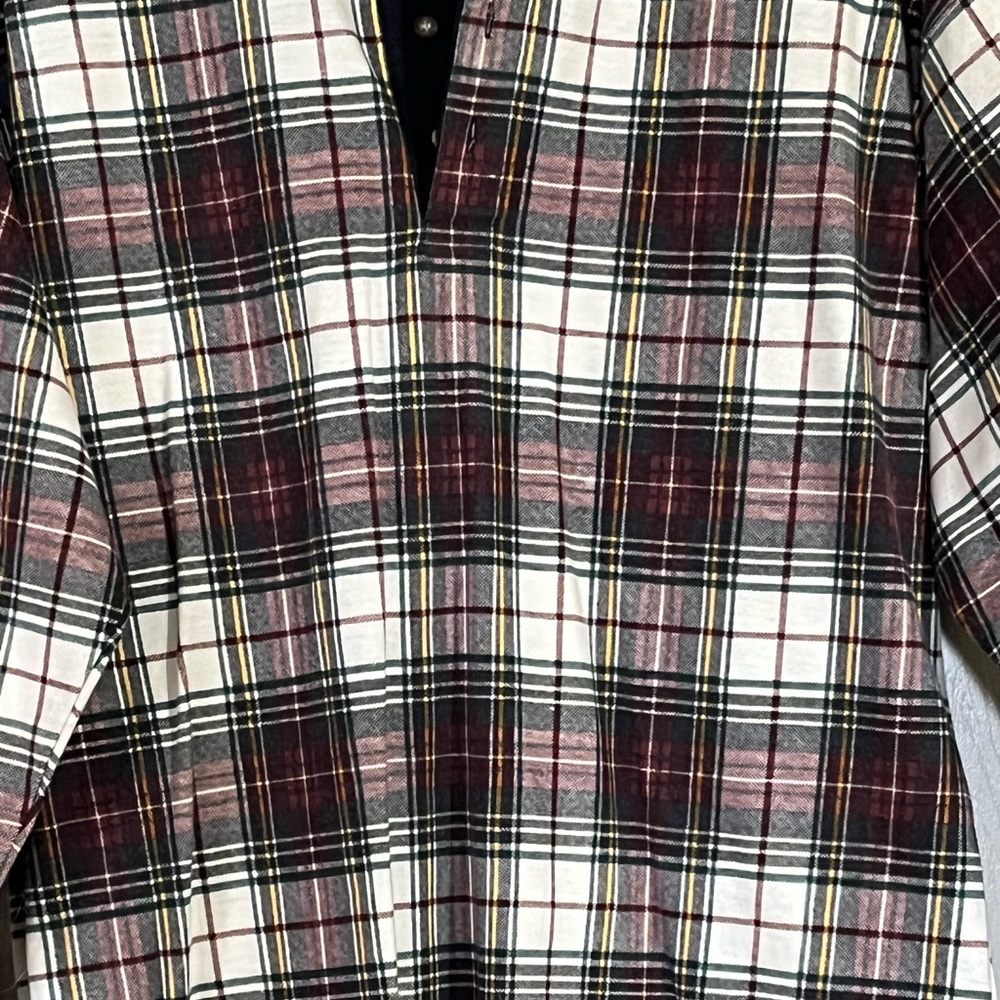 Knights of Round Table Plaid Long Sleeve - Picture 6 of 12